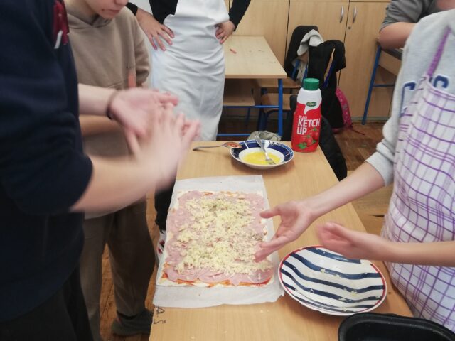 The Great Kistanje Bake Off